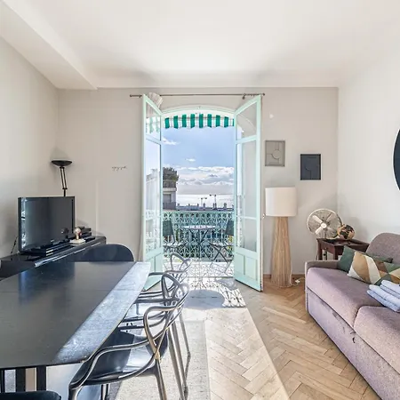 公寓 20 Lacroix - Cozy 2-bedroom With Balcony And Sea View *