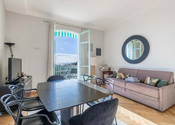 Lägenhet 20 Lacroix - Cozy 2-bedroom With Balcony And Sea View