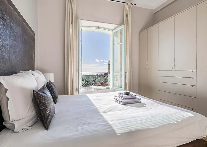 20 Lacroix - Cozy 2-bedroom With Balcony And Sea View Lägenhet Cannes